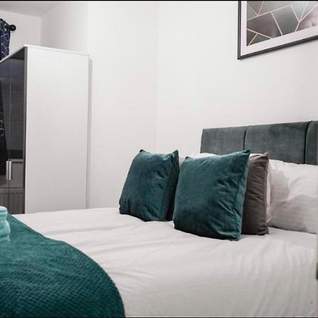 Two Bedrooms, Two Bath, Up To 3 Beds 1 Sofa - Slough Windsor Legoland Extérieur photo
